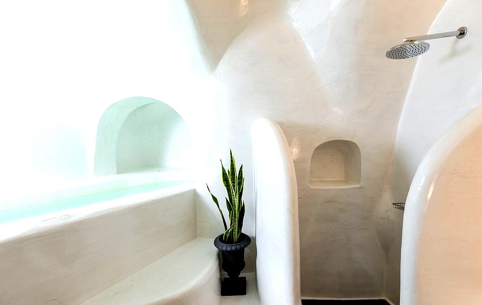 Doukas Caldera Suites